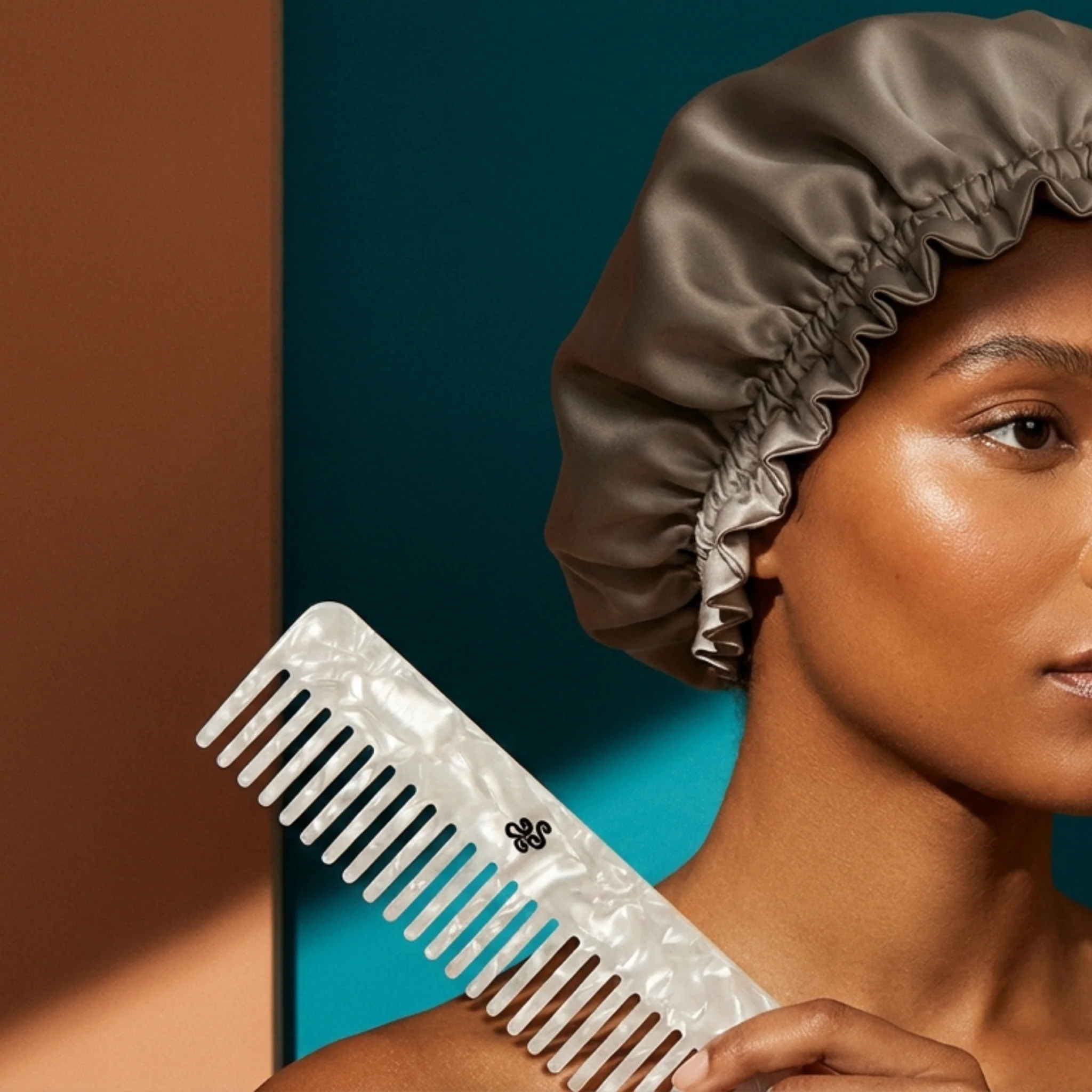 Cellulose Acetate Comb - Image 3